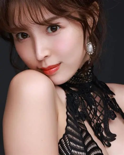 玩弄绝色高贵美妇メイリン モデルコレクション メ性Av大西瓜
